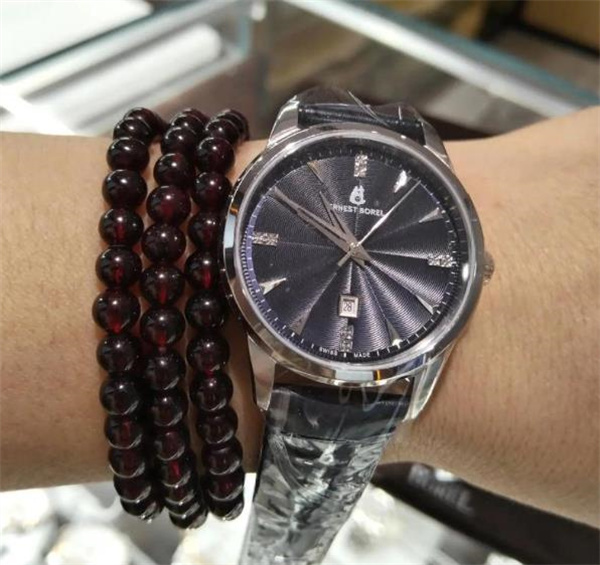 依波路手表进水了是啥原因